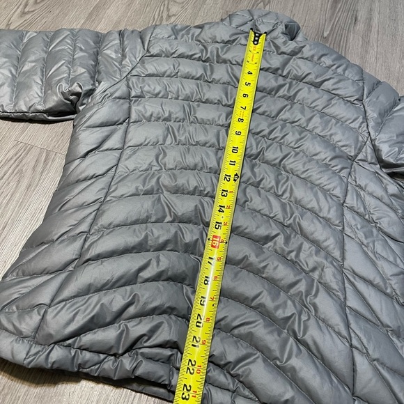 Patagonia goose down puffer jacket women’s medium - Picture 11 of 11